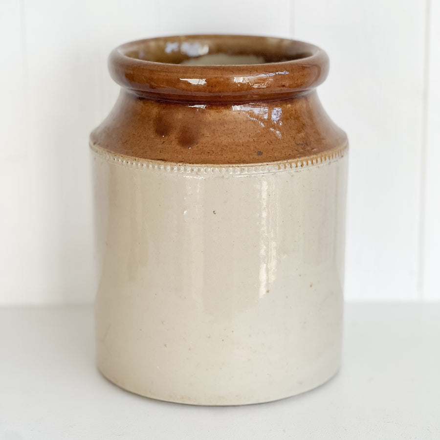 French crockery pot