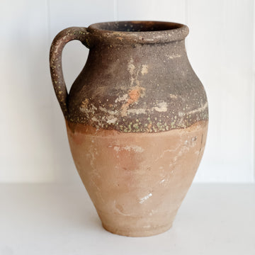 Vintage pot